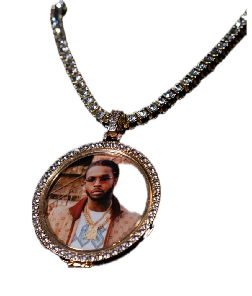 Colar Imagem Personalizavel Ice Round Banhado a Ouro 24K