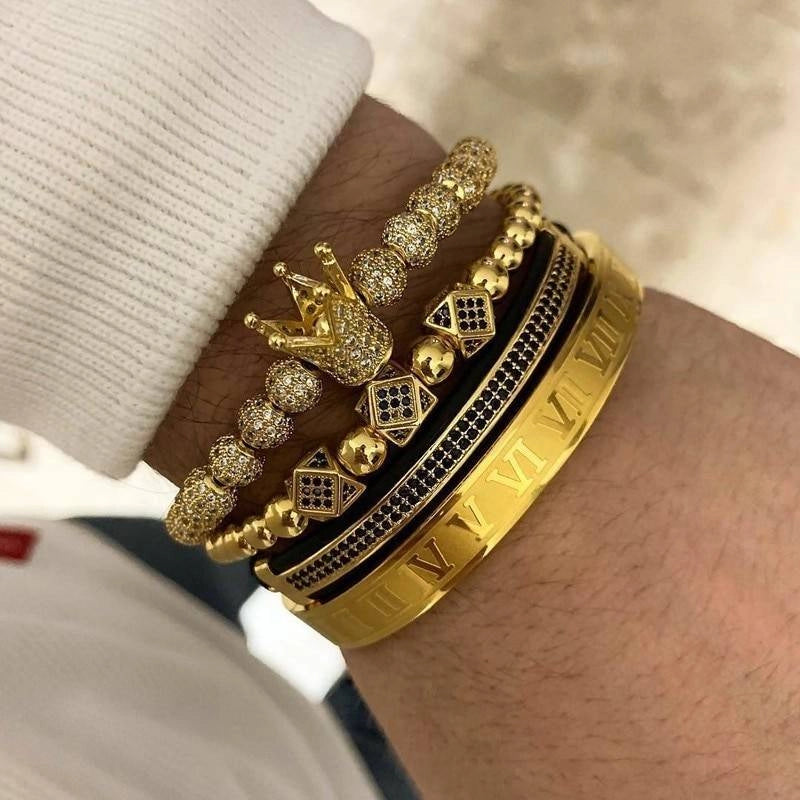 Conjunto 4 Pulseiras em Dourado